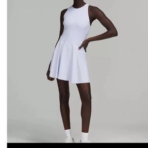 Lululemon Court Crush Tennis Dress Powder Blue/White Size 12